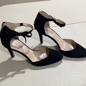 Nine West suede high heel shoes